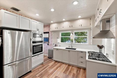 621 5th Avenue SE Albany OR 97321