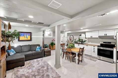 621 5th Avenue SE Albany OR 97321