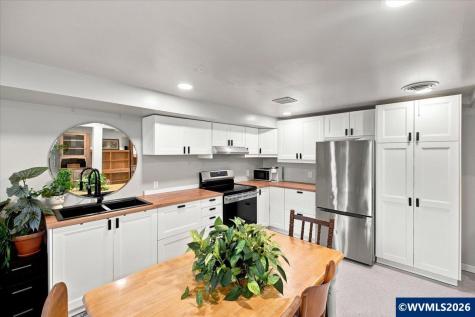 621 5th Avenue SE Albany OR 97321