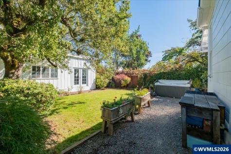 621 5th Avenue SE Albany OR 97321