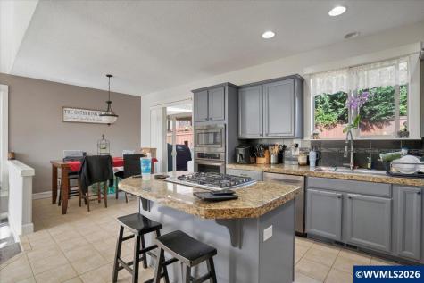 1340 West Meadows Drive NW Salem OR 97304