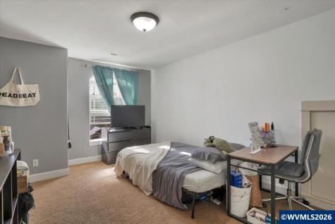 1340 West Meadows Drive NW Salem OR 97304