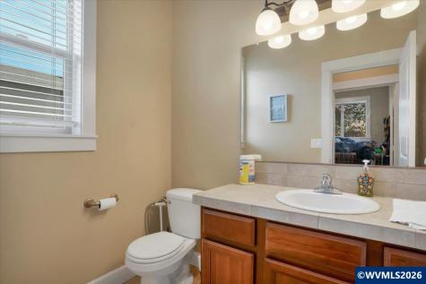 1340 West Meadows Drive NW Salem OR 97304