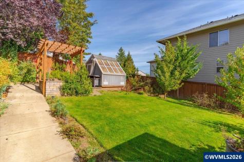 1340 West Meadows Drive NW Salem OR 97304