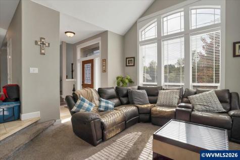 1340 West Meadows Drive NW Salem OR 97304