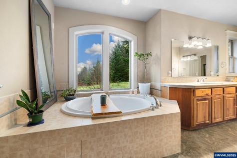 30180 Carrico Valley Road Deer Island OR 97054