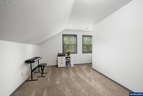 30180 Carrico Valley Road Deer Island OR 97054