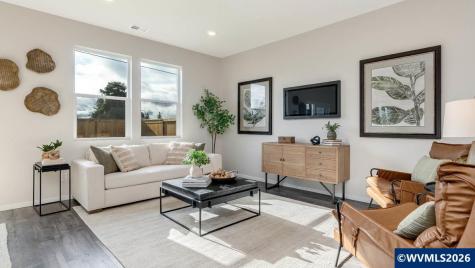 356 Reno Street NE Salem OR 97301