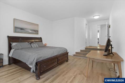 1746 Sunburst Terrace NW Salem OR 97304