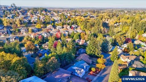1746 Sunburst Terrace NW Salem OR 97304