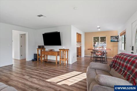 18191 S Highway 211 Molalla OR 97038