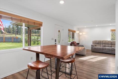 18191 S Highway 211 Molalla OR 97038
