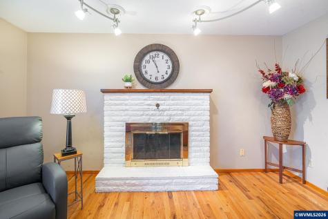 376 44th Avenue SE Salem OR 97317