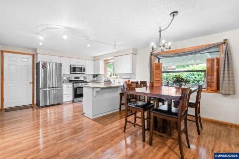 376 44th Avenue SE Salem OR 97317