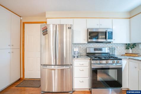 376 44th Avenue SE Salem OR 97317