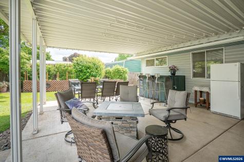 376 44th Avenue SE Salem OR 97317