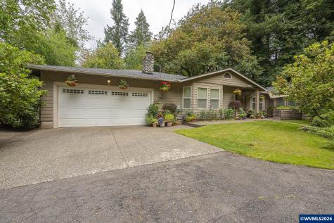 3864 Spring Street S Salem OR 97302