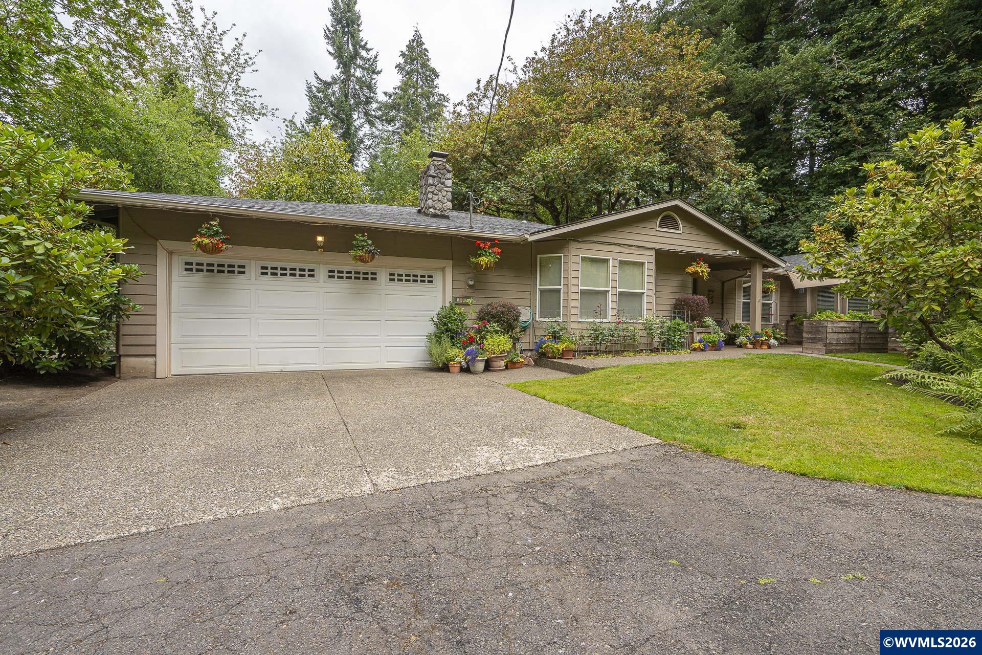 3864 Spring Street S Salem OR 97302