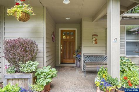 3864 Spring Street S Salem OR 97302