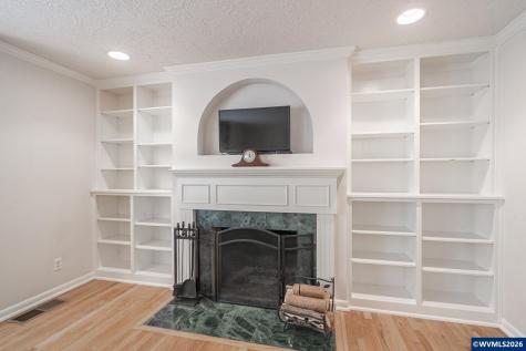 3864 Spring Street S Salem OR 97302