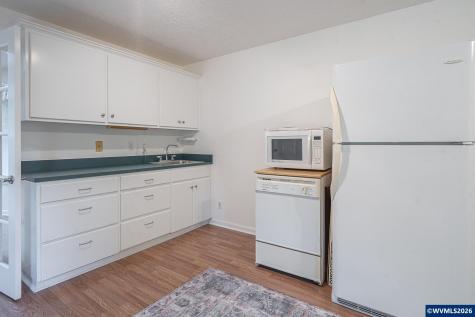 3864 Spring Street S Salem OR 97302