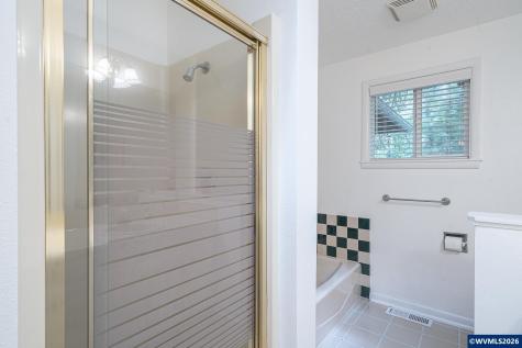 3864 Spring Street S Salem OR 97302