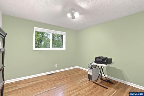 3864 Spring Street S Salem OR 97302