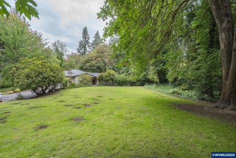 3864 Spring Street S Salem OR 97302