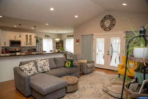 3046 Elliot Street NW Salem OR 97304