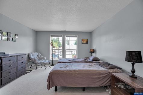1116 NE Glazemeadow Street Keizer OR 97303