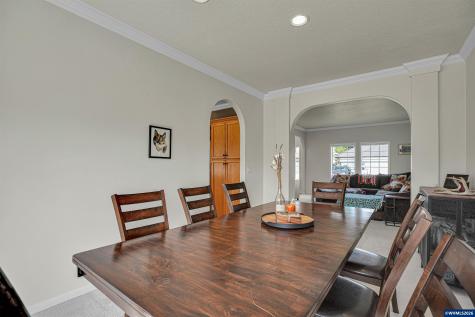 1116 NE Glazemeadow Street Keizer OR 97303