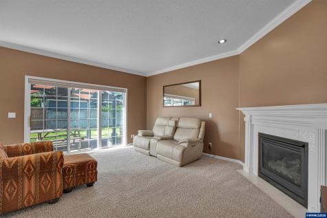 1116 NE Glazemeadow Street Keizer OR 97303