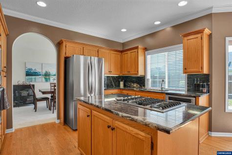 1116 NE Glazemeadow Street Keizer OR 97303