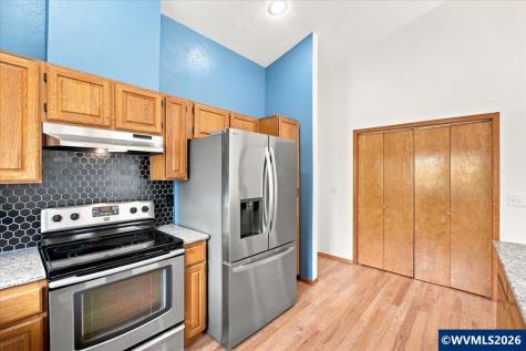 3033 NE Glacier Way Corvallis OR 97330