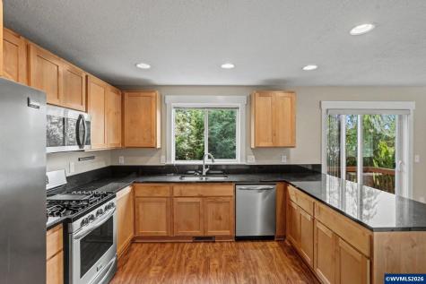 979 Ratcliff Drive SE Salem OR 97302
