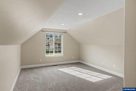 979 Ratcliff Drive SE Salem OR 97302