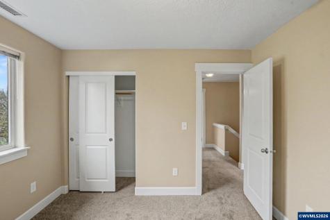 979 Ratcliff Drive SE Salem OR 97302