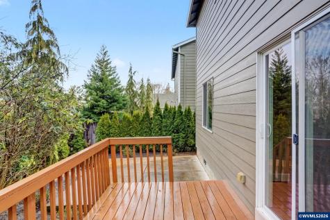 979 Ratcliff Drive SE Salem OR 97302