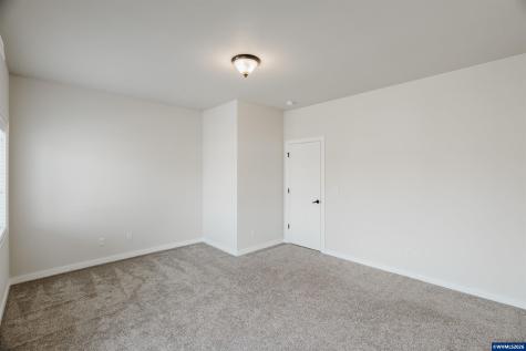 384 Market Street NE Salem OR 97301