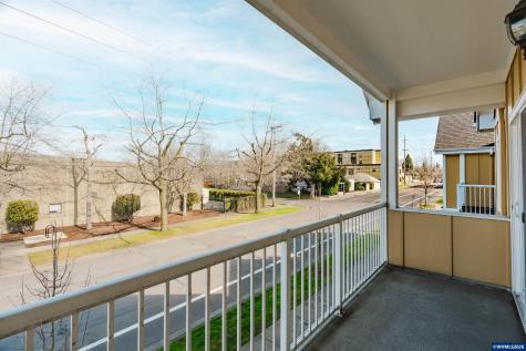 384 Market Street NE Salem OR 97301