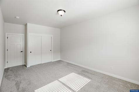 384 Market Street NE Salem OR 97301