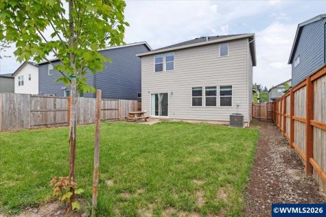 463 Lost Lake Street NE Salem OR 97301