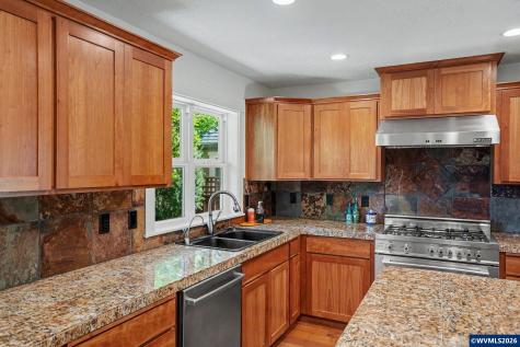 3769 Dublin Avenue S Salem OR 97302