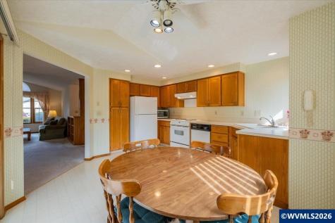 2654 Kristin Court NE Salem OR 97305