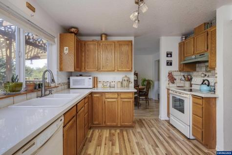 515 SE Palmer Lane Dayton OR 97114