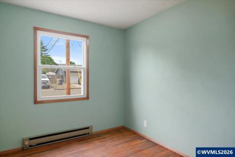 2815 SE Oak Street Albany OR 09732-1
