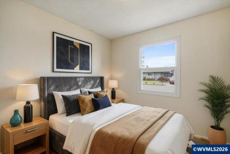 2815 SE Oak Street Albany OR 09732-1