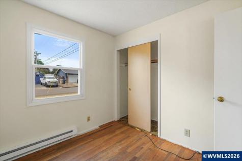 2815 SE Oak Street Albany OR 09732-1