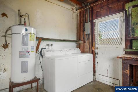 2815 SE Oak Street Albany OR 09732-1