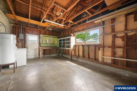 2815 SE Oak Street Albany OR 09732-1